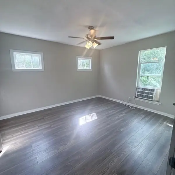 2621 Old Marlin, Waco, TX 76705