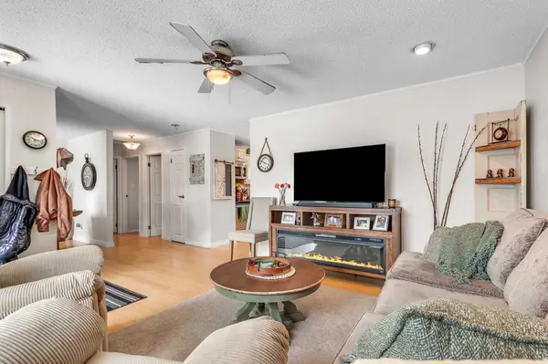 4812 53 AVE, Kitscoty, AB T0B 2P0