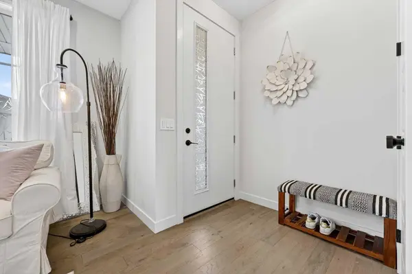 921 Cobblemore Common SW, Airdrie, AB T4B 5L9