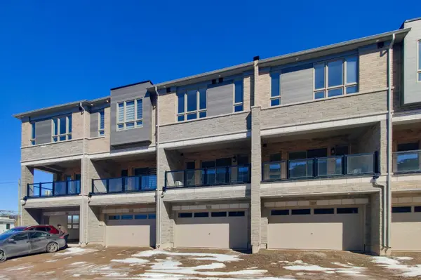 3320 Taha GDNS, Oakville, ON L6M 4K1