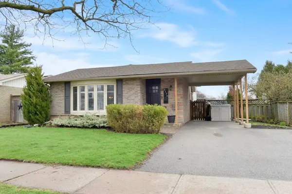 3178 Heathfield DR, Burlington, ON L7M 1C9