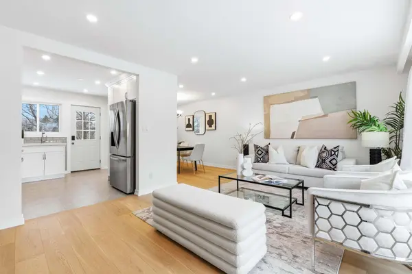 1271 Canford CRES, Mississauga, ON L5J 3M9