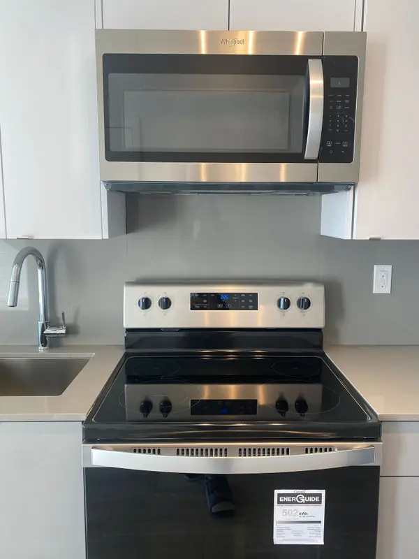 3200 Dakota Common N/A #B815, Burlington, ON L7M 2A8