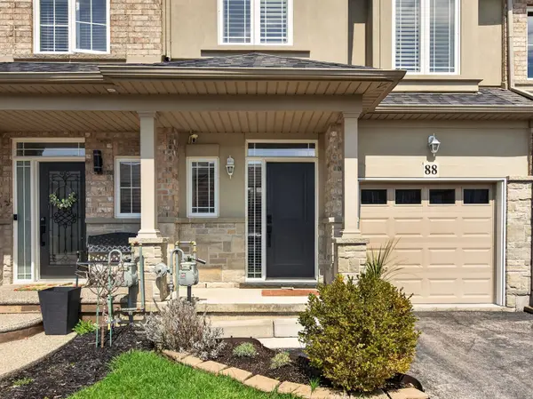 88 Highgate DR, Hamilton, ON L8J 0C2