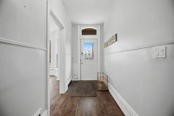 14 William ST, Hamilton, ON L8L 5T7