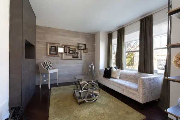 103 Glazebrook CRES, Cambridge, ON N1T 2H8