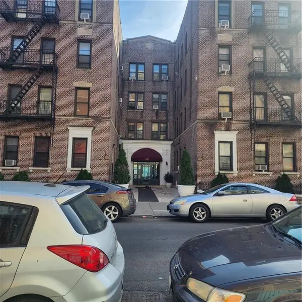 590 Parkside AVE #2CE, Brooklyn, NY 11226