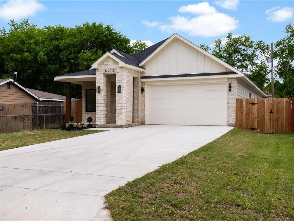 5212 Crowley Street, Sansom Park, TX 76114