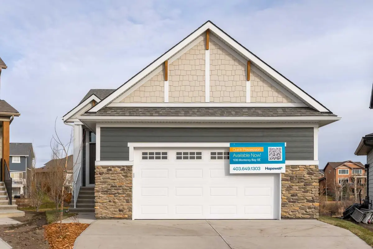 108 Monterey Bay SE, High River, AB T1V 0K3