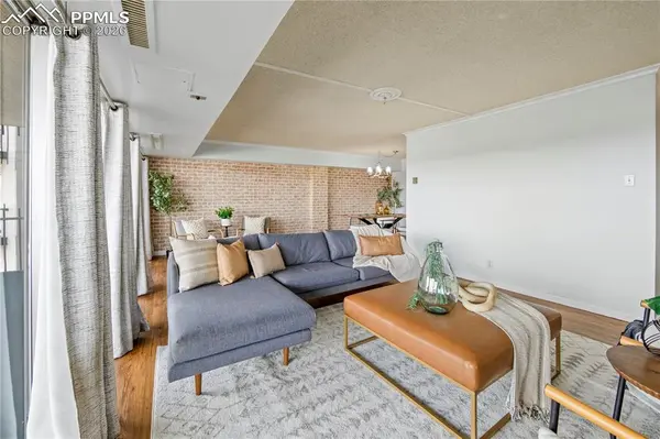 411 Lakewood CIR #A802, Colorado Springs, CO 80910