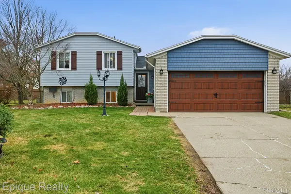 5013 Gardner ST E, Sterling Heights, MI 48310