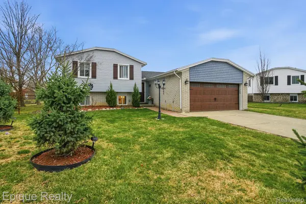 5013 Gardner ST E, Sterling Heights, MI 48310