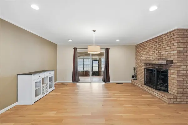 7483 Gholson Road, Waco, TX 76705