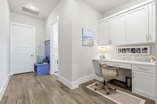 7806 Element Avenue, Plano, TX 75024