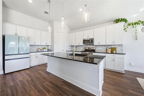 130 Laverna Lane, Hickory Creek, TX 75065