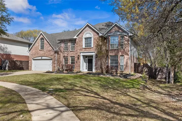 2504 Springhill Drive, Grapevine, TX 76051
