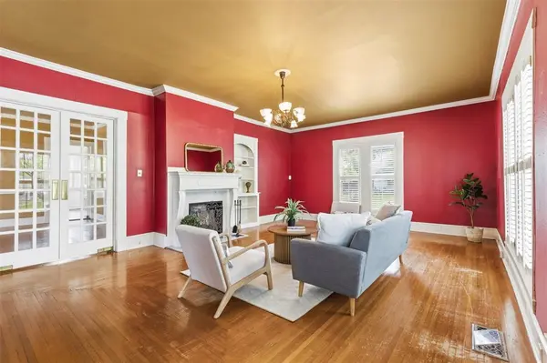 1017 N Woods Street, Sherman, TX 75092