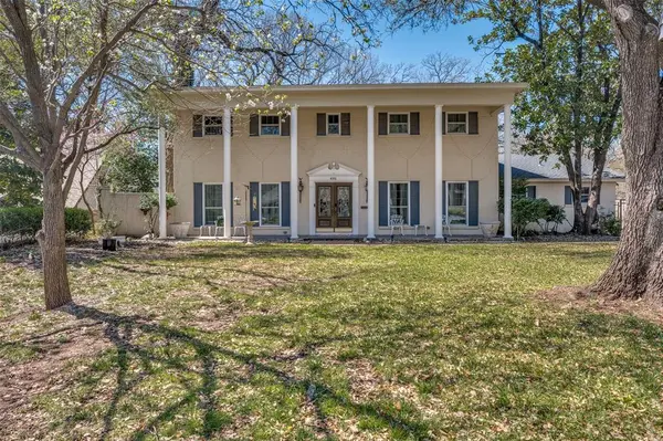4316 Springbranch Drive, Benbrook, TX 76116