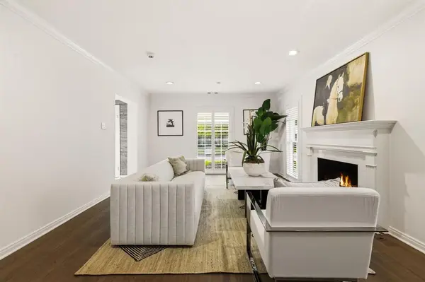 4684 S Versailles Avenue, Highland Park, TX 75209