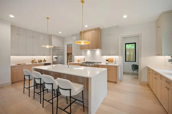 8803 Redondo Drive, Dallas, TX 75218