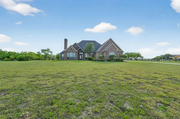 200 Eagle Pass, Royse City, TX 75189