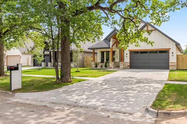 1503 Lee Avenue, Fort Worth, TX 76164