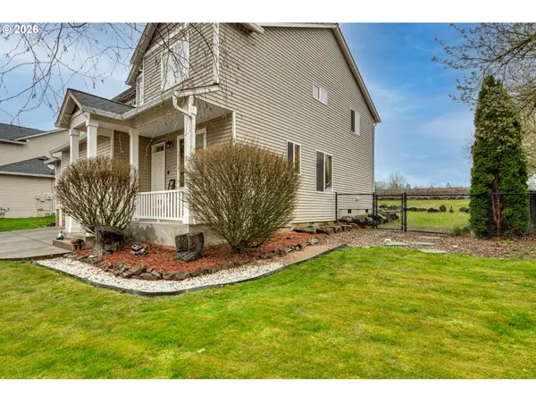 329 S SPRUCE AVE, Yacolt, WA 98675