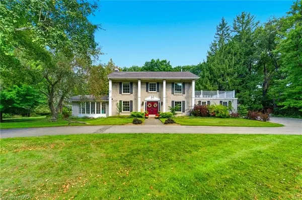 345 Jerseyville RD W, Hamilton, ON L9G 5C3