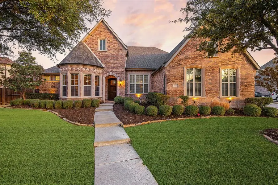 905 Cipriani Drive, Frisco, TX 75036