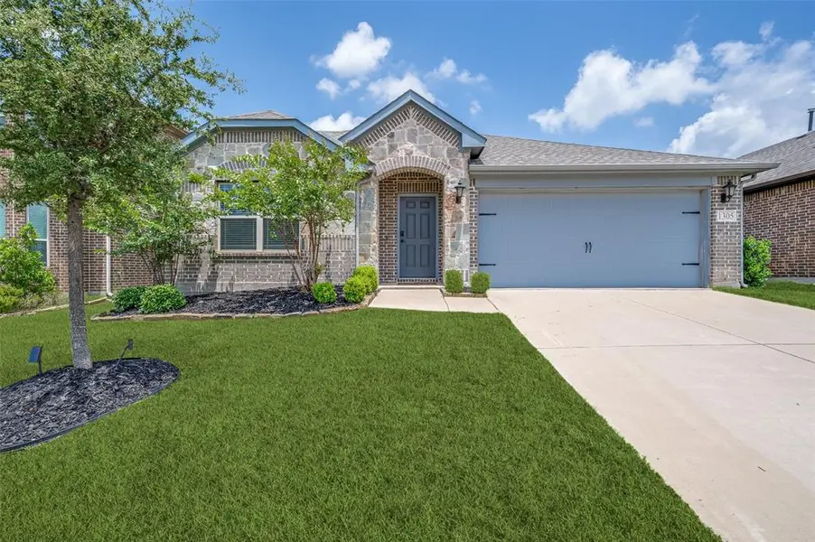 1305 Coyote Ridge, Aubrey, TX 76227