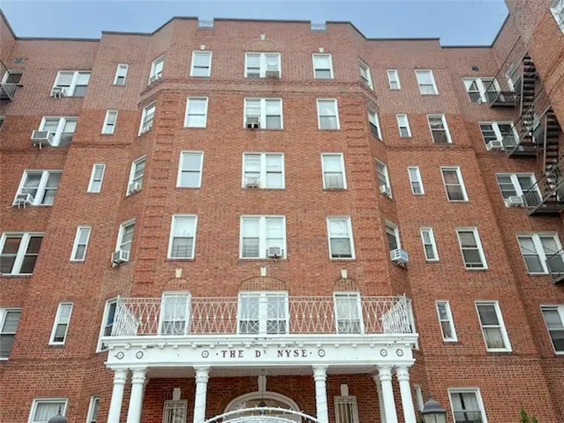 601 79th ST #E20, Brooklyn, NY 11209