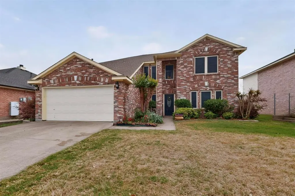 7200 Lake Whitney Drive, Arlington, TX 76002