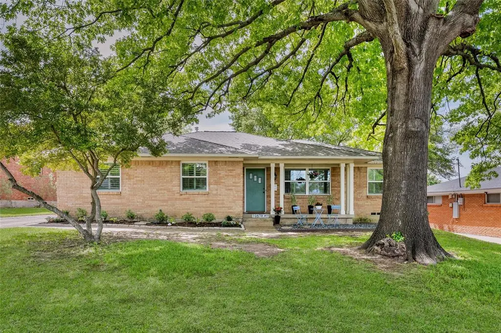 10838 Caprock Circle, Dallas, TX 75218