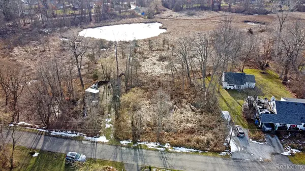 0 Annapolis ST, Commerce Charter Township, MI 48382