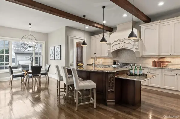 556 Ridgedale AVE, Birmingham, MI 48009