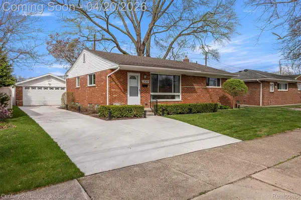 26388 Ann Arbor TRL, Dearborn Heights, MI 48127