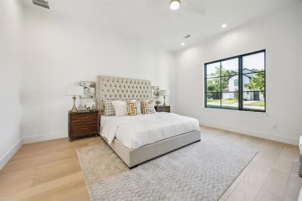 3379 Townsend Drive, Dallas, TX 75229