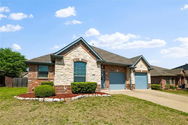 1404 Rain Tree Drive, Wylie, TX 75098