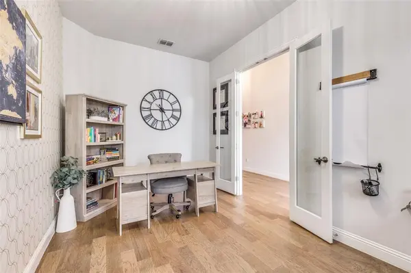 11805 Prudence Drive, Fort Worth, TX 76052