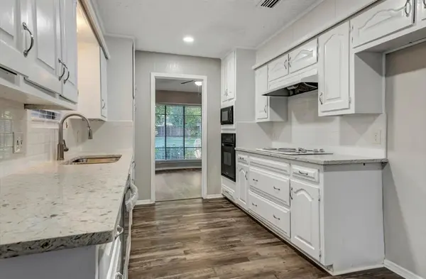 3816 Buckhorn Place, Fort Worth, TX 76137