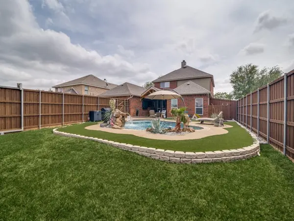 1221 E Oak Street, Wylie, TX 75098