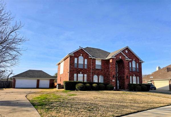 1012 Muscadine Vine Street, Crowley, TX 76036