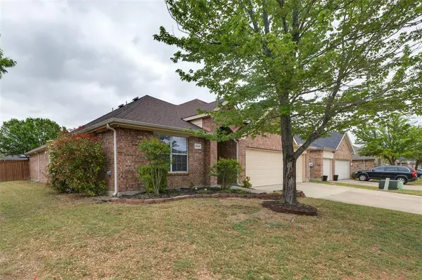 4034 Heavenly Way, Heartland, TX 75126