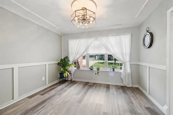 333 Mountainview Drive, Hurst, TX 76054