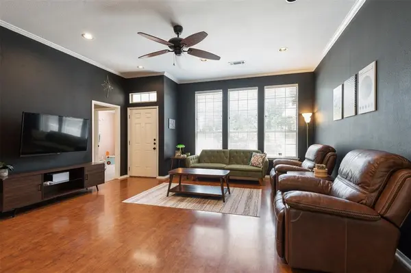 304 W Windsor Drive, Denton, TX 76207