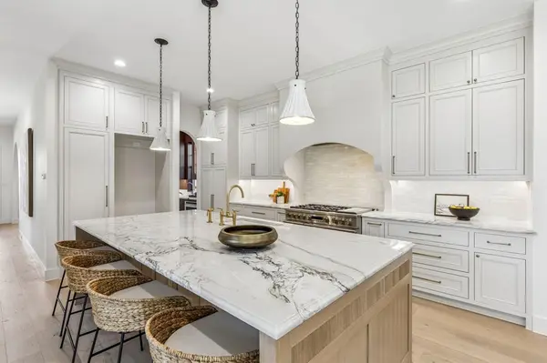 6402 Westlake Avenue, Dallas, TX 75214