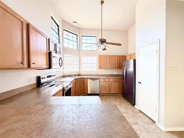 3101 Hillcrest Drive, Rowlett, TX 75088