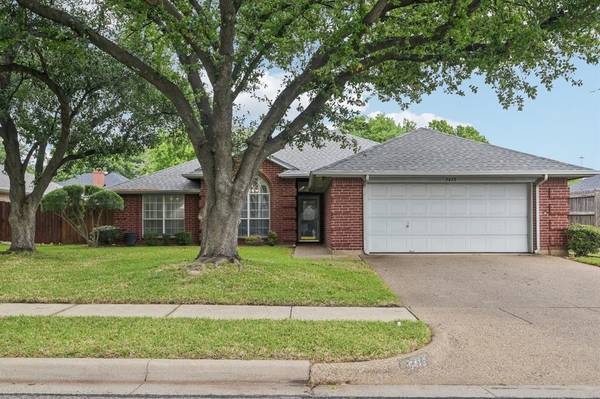 5415 Crested Butte Circle, Arlington, TX 76017