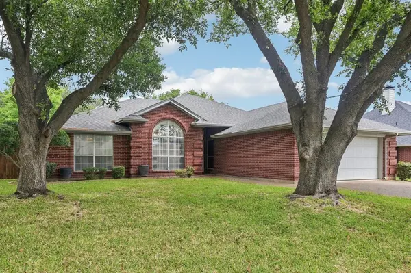 5415 Crested Butte Circle, Arlington, TX 76017