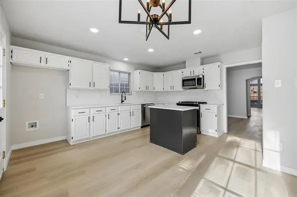 6207 Gray Wolf Trail, Dallas, TX 75252